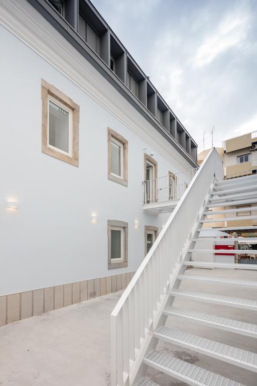 Hostel Conii & Suites Algarve Quarteira Εξωτερικό φωτογραφία