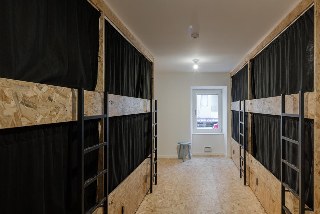 Hostel Conii & Suites Algarve Quarteira Εξωτερικό φωτογραφία