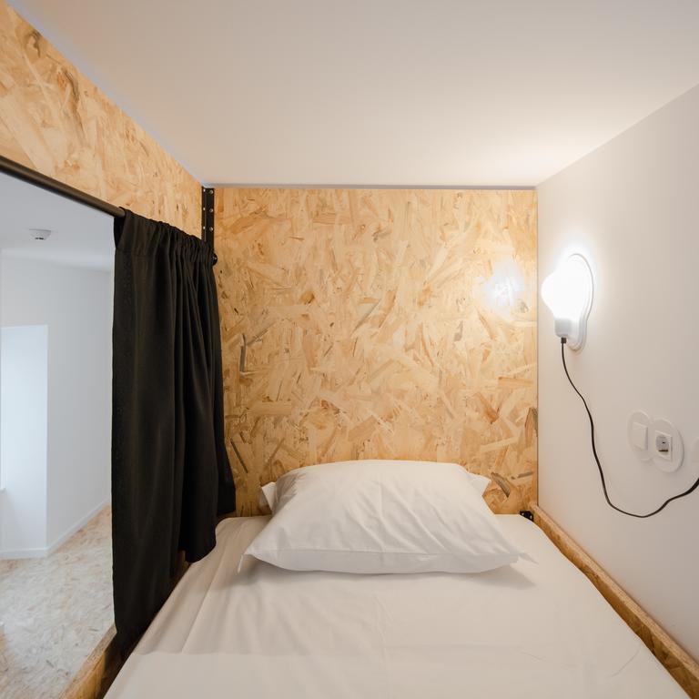 Hostel Conii & Suites Algarve Quarteira Εξωτερικό φωτογραφία