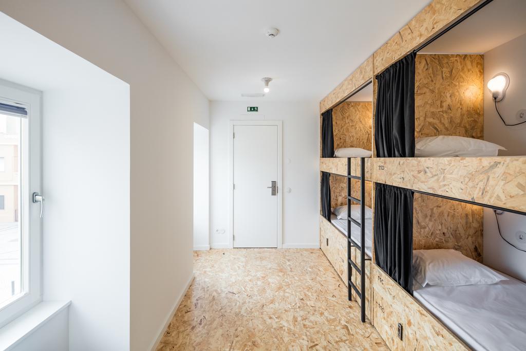 Hostel Conii & Suites Algarve Quarteira Εξωτερικό φωτογραφία