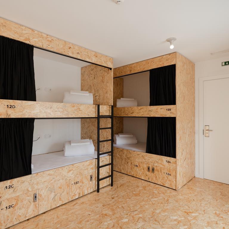Hostel Conii & Suites Algarve Quarteira Εξωτερικό φωτογραφία