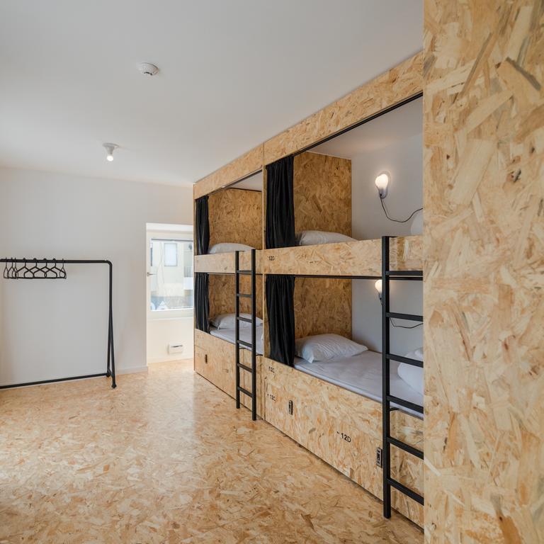 Hostel Conii & Suites Algarve Quarteira Εξωτερικό φωτογραφία