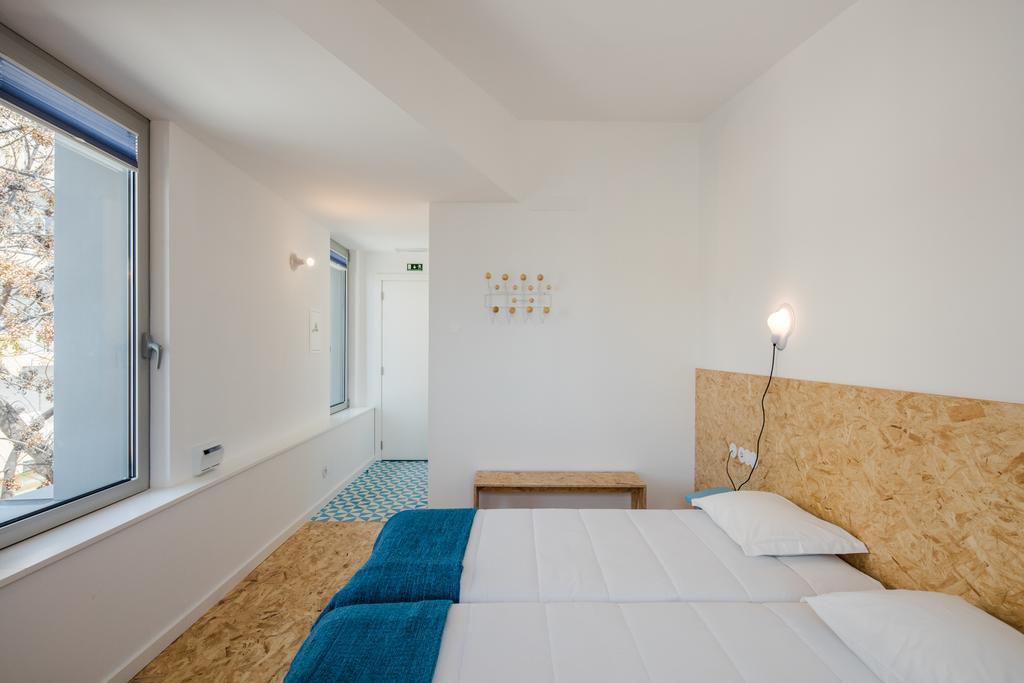 Hostel Conii & Suites Algarve Quarteira Εξωτερικό φωτογραφία