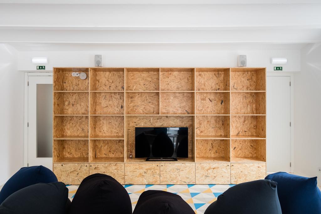 Hostel Conii & Suites Algarve Quarteira Εξωτερικό φωτογραφία