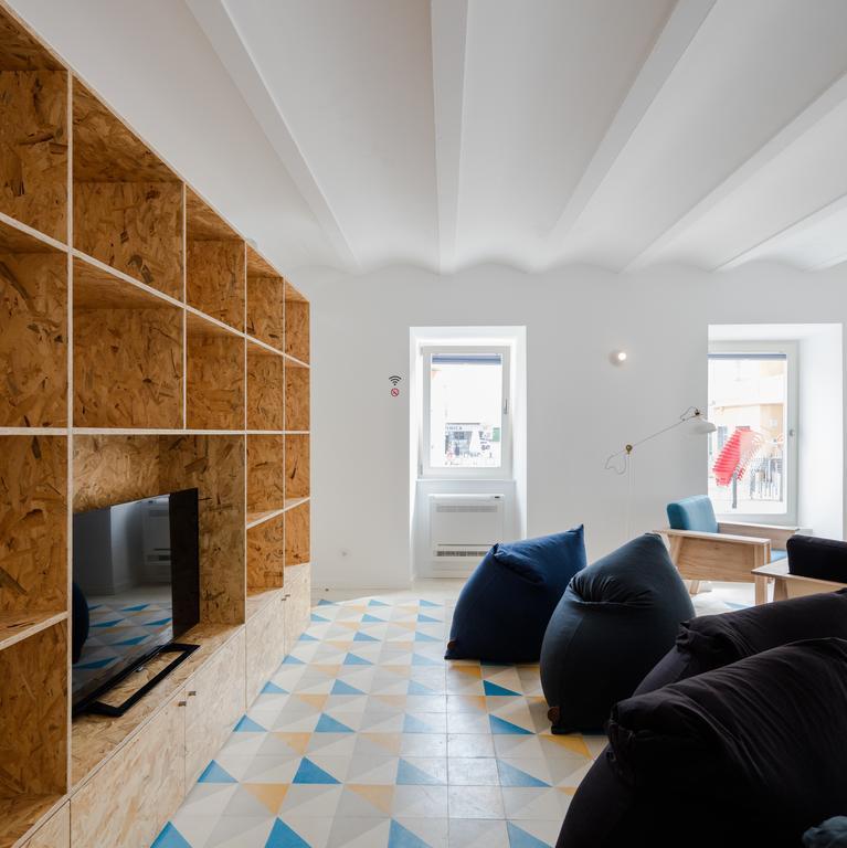 Hostel Conii & Suites Algarve Quarteira Εξωτερικό φωτογραφία
