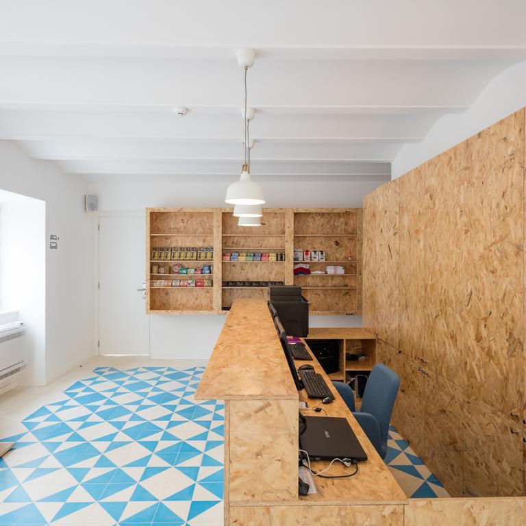 Hostel Conii & Suites Algarve Quarteira Εξωτερικό φωτογραφία